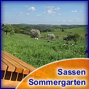 Waldsofa im Sommergarten bei Sassen